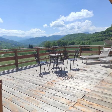 B&B Max & Lory Neviano degli Arduini Exterior foto